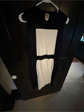 Anne Klein Black Midi Dress with White Block Panels